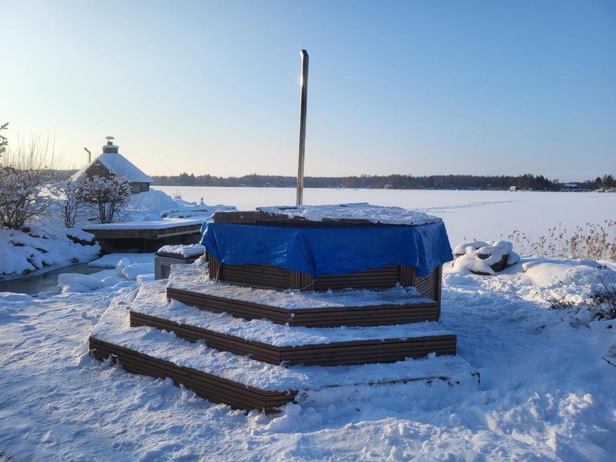Beautiful Expansive House With Sea Views, Large Private Bedrooms Available In Shared House Vaasa Buitenkant foto