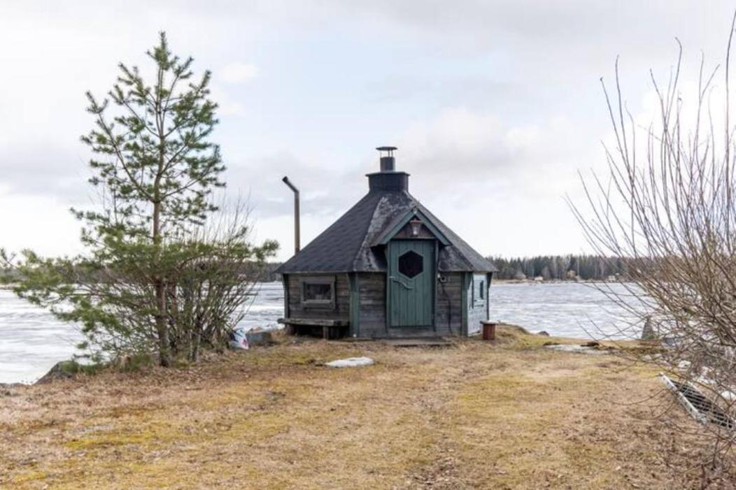 Beautiful Expansive House With Sea Views, Large Private Bedrooms Available In Shared House Vaasa Buitenkant foto